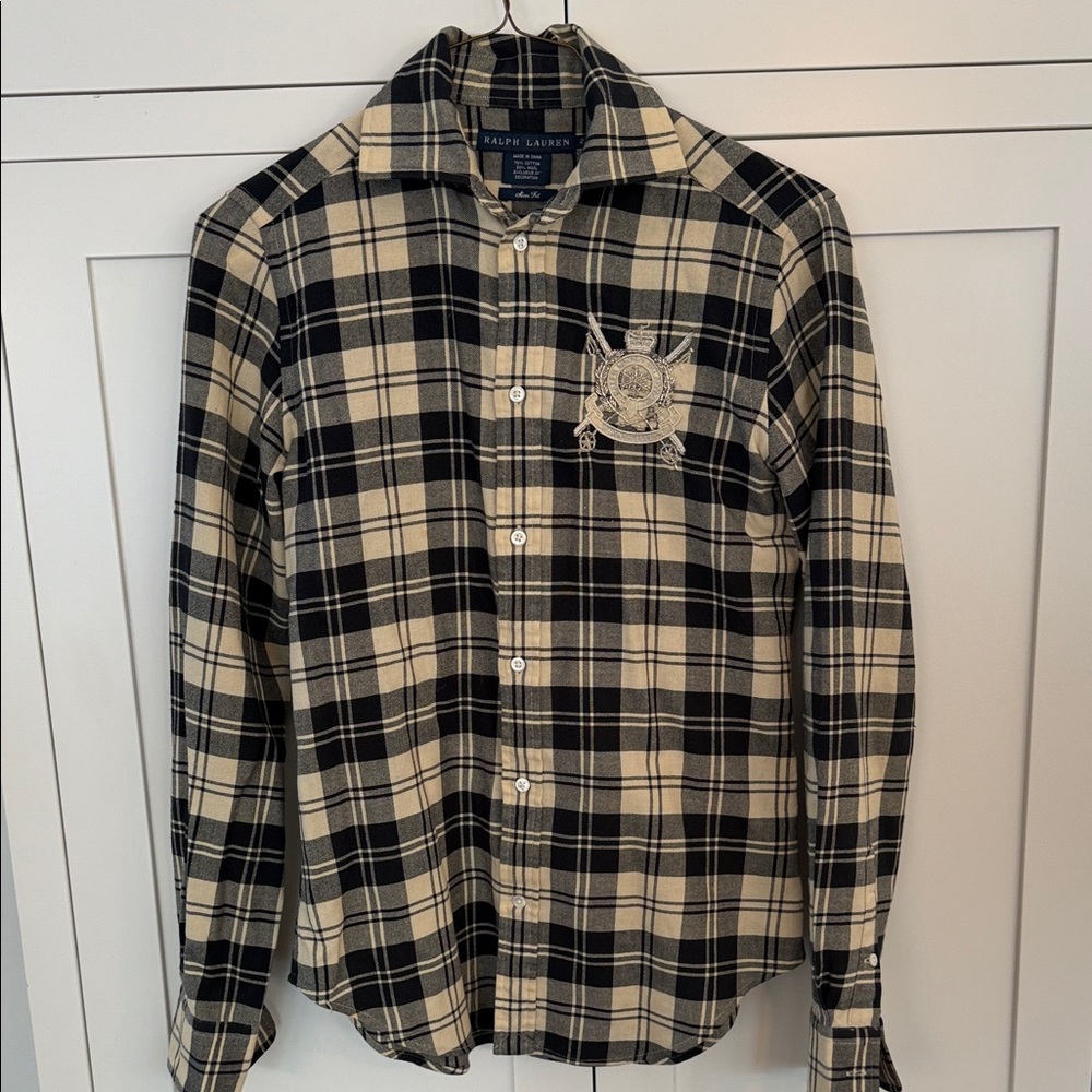 Ralph Lauren Black and Cream Plaid Shirt
Flannel Crest Blouse Sz 2 Blue Label
